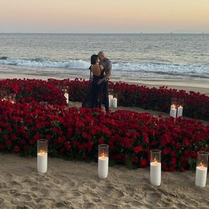 Tatsächlich: Kourtney Kardashian und Travis sind verlobt!