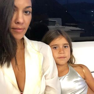 Mit neun: Kourtney Kardashians Tochter von TikTok gebannt