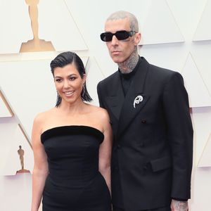 Nach Fake-Hochzeit: Sind Kourtney & Travis nun verheiratet?