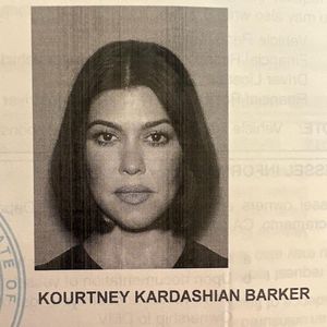 Kourtney Kardashian hat ihren Namen im Führerschein geändert