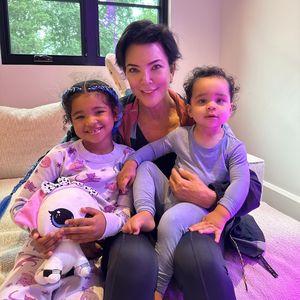 "Liebevollste Mami": Kardashians ehren Kris an Geburtstag