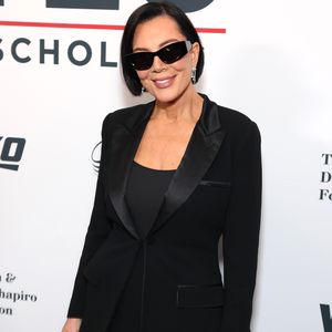 Straffer denn je: Kris Jenner erstrahlt auf dem Red Carpet