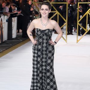 Im Glitzerkleid: Kristen Stewart verzaubert bei Premiere!