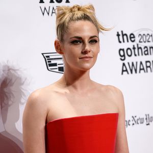 Kristen Stewart: Schleife aus Haar statt Schleife im Haar