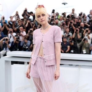 Pinke Spitzen: Kristen Stewart zeigt neue Frisur in Cannes