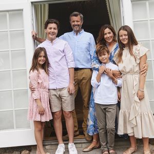 Neue Fotos der dänischen Royals: So groß sind die Kids!