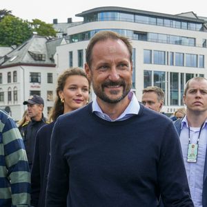 Königshaus äußert sich zu Kronprinz Haakons Stirnpflaster
