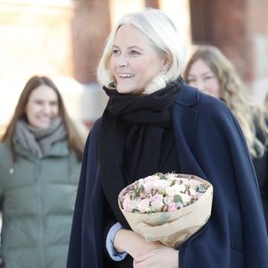 Wieder gesund? Mette-Marit ist zurück in der Öffentlichkeit!