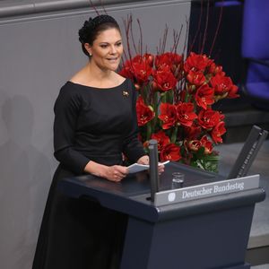 Prinzessin Victoria hält ihre Rede im Bundestag auf Deutsch!