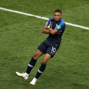 Er hält sein Wort! Weltmeister Mbappé spendet gesamte Prämie