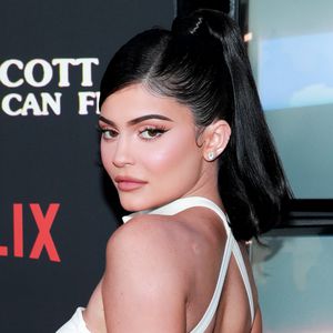 Wegen ihres Reichtums: Kylie Jenners Schwestern mobben sie