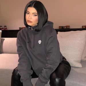 Nach Pelz-Hate: Kylie spendet eine Million für Australien!