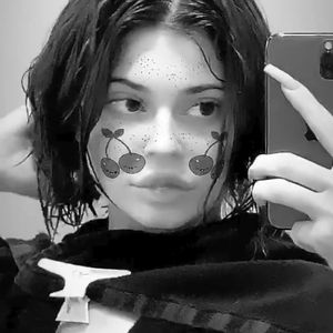 Zu kurze Haare: Kylie Jenner unzufrieden nach Friseur-Besuch