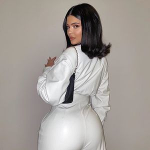 Ganz in Weiß: Kylie Jenner präsentiert ihre heiße Kehrseite!