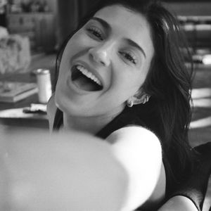 Neuer Post: Kylie Jenner teilt Fotos von intimen Momenten