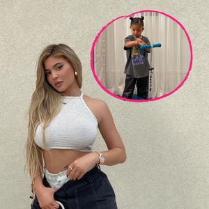 Auf dem Roller: Kylie Jenner teilt neue Bilder von Stormi