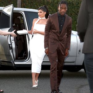 Sie hat Beweise: Kylie Jenner beschuldigt Travis der Untreue