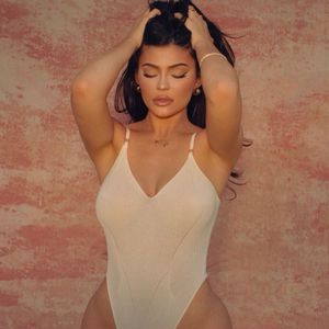 Kylie Jenner wehrt sich gegen Bodyshaming-Kommentar im Netz