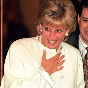 Prinzessin Diana im Doppelpack?