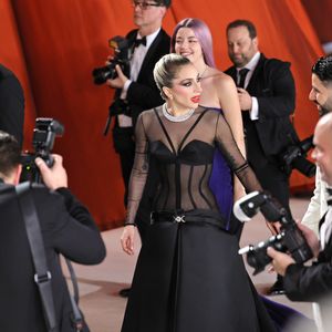 Lady Gaga eilt einem gestürzten Oscar-Fotografen zur Hilfe