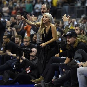 In Berlin: So begeistert Lady GaGa deutsche Promis