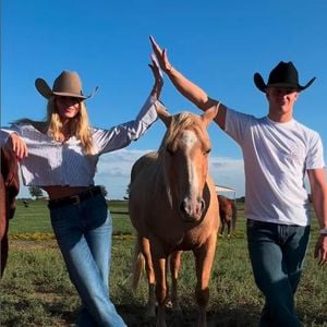 Jetset-Leben: Mick Schumacher und seine Laila sind so happy