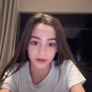 Skoliose-Diagnose: Laila-Maria Ferchichi zeigt sich tapfer
