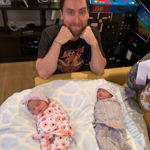 Hier zeigt Lance Bass zum ersten Mal seine Zwillingsbabys!