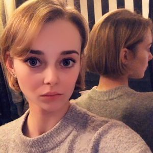 So hat Ex-GNTM-Laura von ihrem Lymphdrüsenkrebs erfahren!