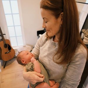 "Melrose Place"-Star Laura Leighton ist wieder Oma geworden
