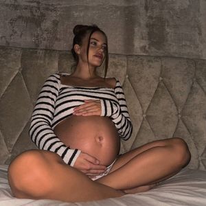 Wow! So riesengroß ist der Babybauch von Laura Maria Rypa