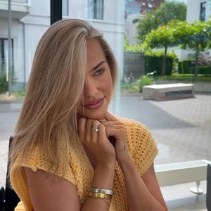 "Neues Ich": Laura Maria Rypa trägt jetzt blondes Haar