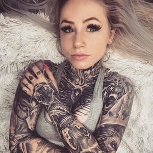 "#CoupleChallenge"-Sprung: Danieles Freundin blutet aus Nase