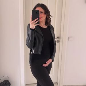 Ex-"Love Fool"-Star Laura teilt erste Fotos ihres Babybauchs