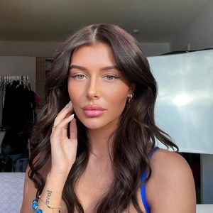 Nach GNTM-Exit froh: Laura blieb das Umstyling erspart!