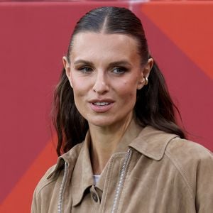 Laura Wontorra begeistert auf der Wiesn im 2.000-Euro-Dirndl