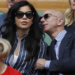 Amazon-Boss Jeff Bezos soll noch mit Affäre liiert sein!