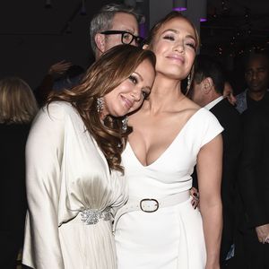 Doch kein Streit mit J.Lo: Leah Remini dementiert Gerüchte