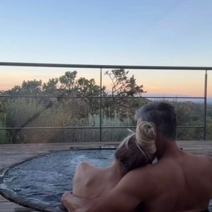 LeAnn Rimes kuschelt nackt mit Eddie Cibrian im Whirlpool
