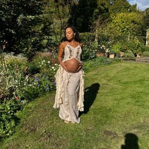Little-Mix-Star zeigt ihren Babybauch und trotzt der Kritik