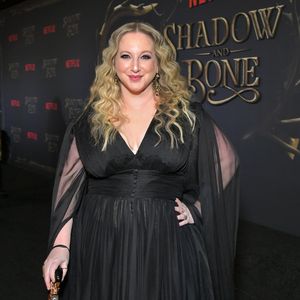 Autorin Leigh Bardugo weint nach "Shadow and Bone"-Absetzung