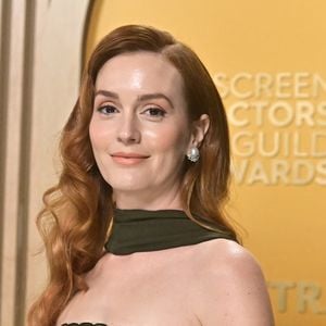 Leighton Meesters geheime Pop-Songs sind plötzlich online