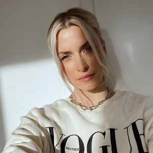 "Im Flieger gefangen": Lena Gercke über Horrorreise mit Zoe