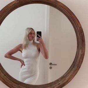 So witzig reagiert Lena Gerckes Freund auf ihr Nippelbild!