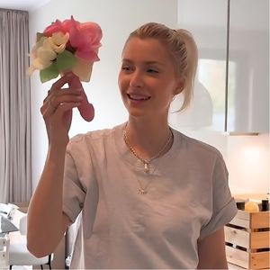 Penisvase: Lena Gercke schwelgt vor Umzug in Erinnerungen