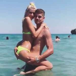 Lena Gercke macht Urlaub: Wo sind denn da Dustins Hände?
