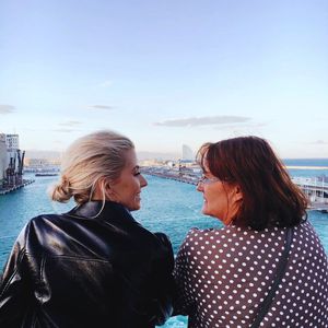 Lena Gercke will sich Erziehung von ihrer Mama abschauen