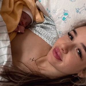 "Natürliche Geburt": "Dating Naked"-Lena ist Mama geworden