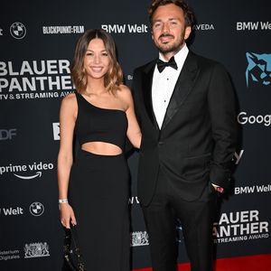 Erstes Baby: "Traumschiff"-Star Lena Meckel ist schwanger!