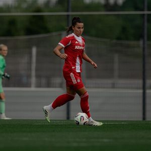 Nach langer Verletzung: Lena Oberdorf feiert Comeback